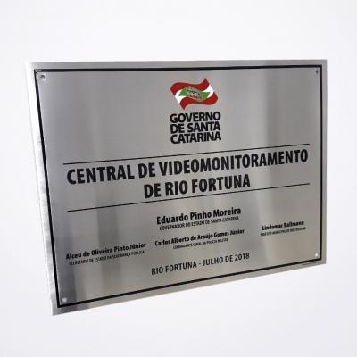 Placas de Inauguração